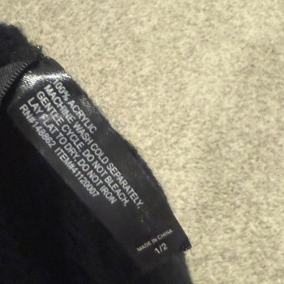 Torrid Black Chunky Knit Shrug - Picture 5 of 7